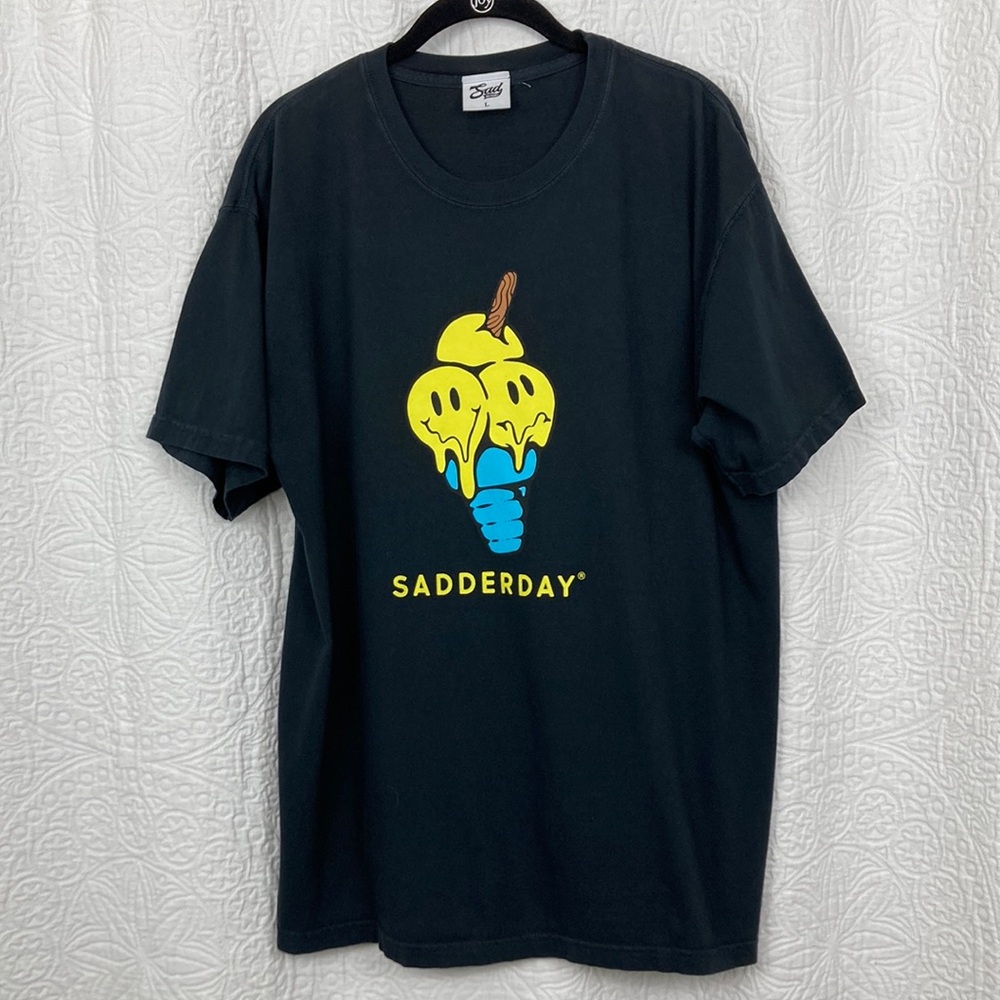 Sadderday Black Graphic T-Shirt sz Large